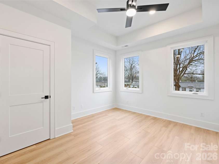 1420 35th Street, Charlotte, NC 28205.  MLS# CAR4326511, YatesRealty ID 11049. 
