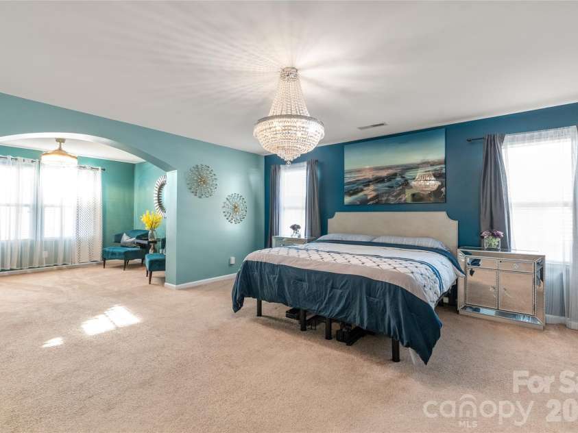 10229 Snowbell Court, Charlotte, NC 28215.  MLS# CAR4338183, YatesRealty ID 1105. Primary Bedroom