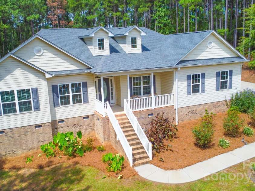 531 Tributary Drive, Fort Lawn, SC 29714.  MLS# CAR4177518, YatesRealty ID 1105. 