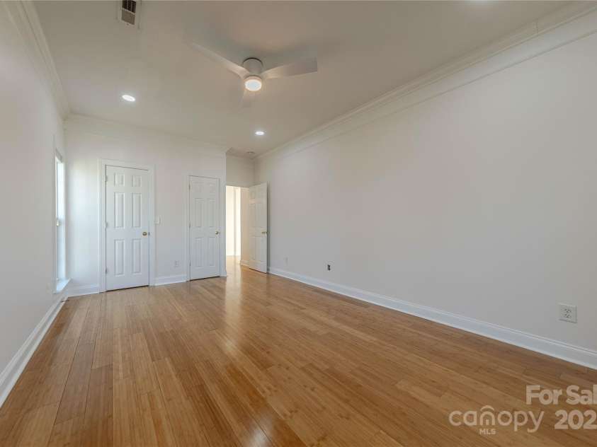 4225 Nathaniel Glen Court, Matthews, NC 28105.  MLS# CAR4213863, YatesRealty ID 11050. First Floor Guest Suite