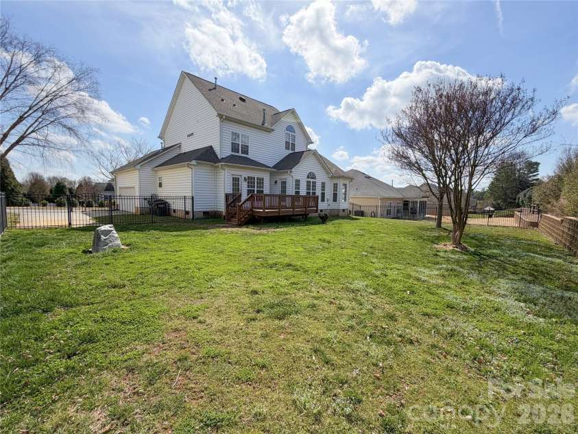619 Harrison Drive, Concord, NC 28027.  MLS# CAR4345842, YatesRealty ID 11050. 