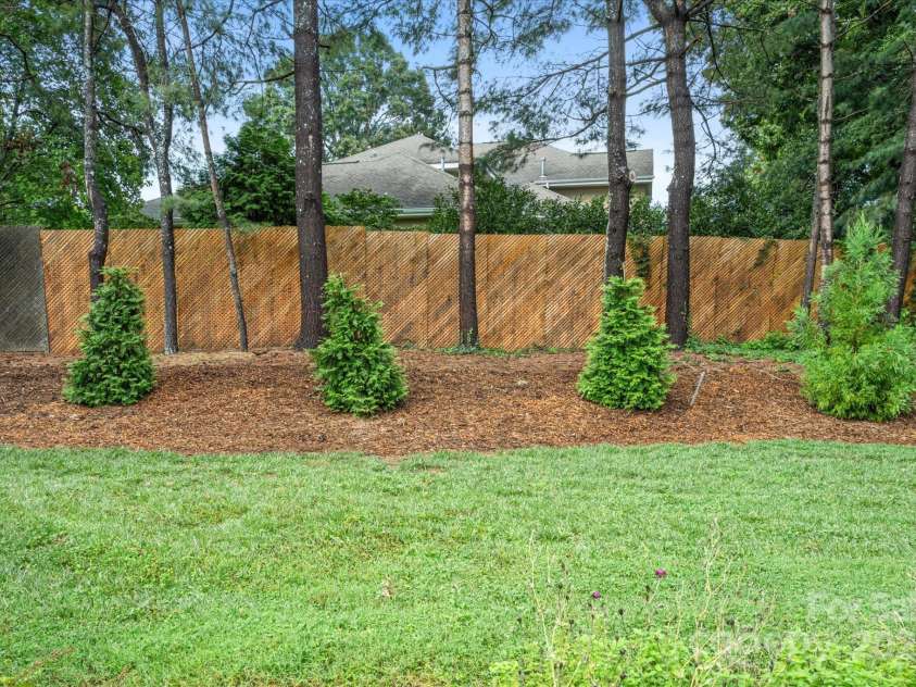 470 Crowfields Drive, Asheville, NC 28803.  MLS# CAR4283046, YatesRealty ID 11051. 
