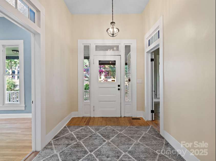 613 Mulberry Street, Statesville, NC 28677.  MLS# CAR4283631, YatesRealty ID 11051. 
