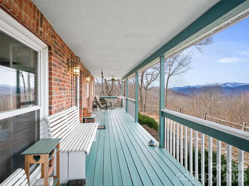 126 Wildflower Cove Drive, Swannanoa, NC 28778.  MLS# CAR4345693, YatesRealty ID 11052. 