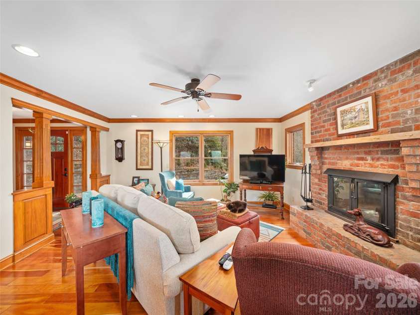 126 Wildflower Cove Drive, Swannanoa, NC 28778.  MLS# CAR4345693, YatesRealty ID 11052. 