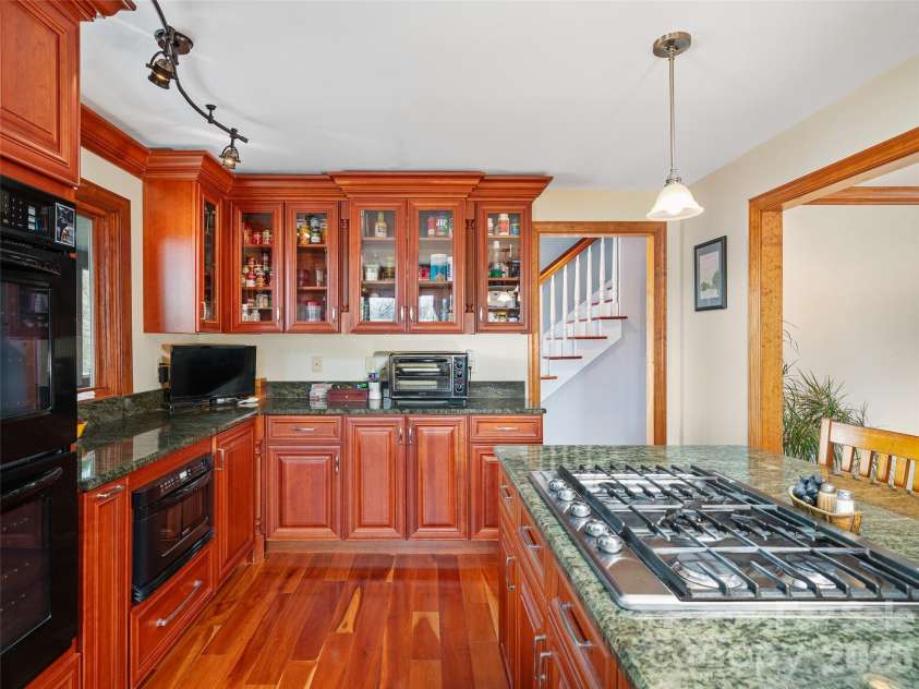 126 Wildflower Cove Drive, Swannanoa, NC 28778.  MLS# CAR4345693, YatesRealty ID 11052. 