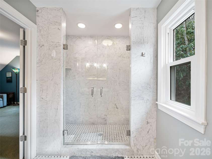 126 Wildflower Cove Drive, Swannanoa, NC 28778.  MLS# CAR4345693, YatesRealty ID 11052. 