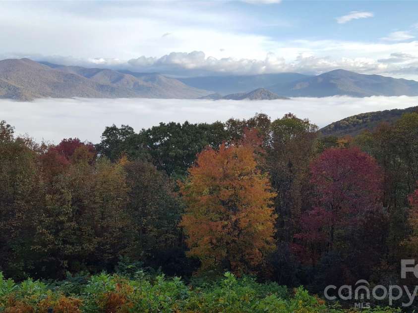 126 Wildflower Cove Drive, Swannanoa, NC 28778.  MLS# CAR4345693, YatesRealty ID 11052. 
