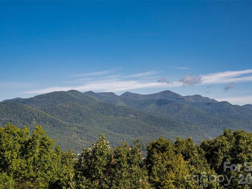 126 Wildflower Cove Drive, Swannanoa, NC 28778.  MLS# CAR4427361, YatesRealty ID 11052. 