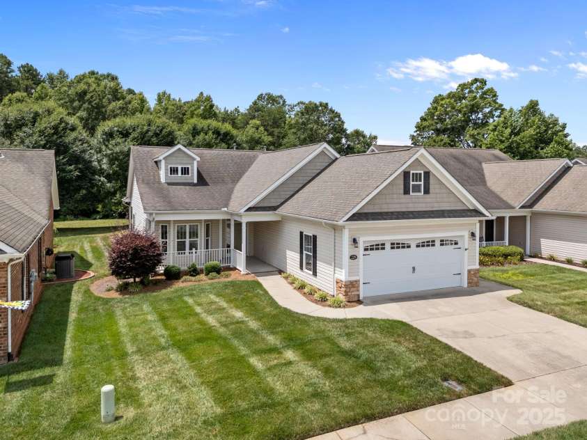 229 River Birch Drive, Salisbury, NC 28146.  MLS# CAR4284984, YatesRealty ID 11052. 