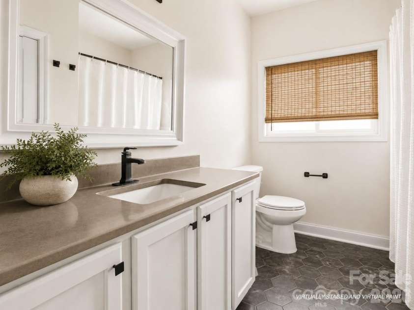 127 Rockbridge Road, Mills River, NC 28759.  MLS# CAR4366297, YatesRealty ID 11054. Virtually staged; virtual wall color