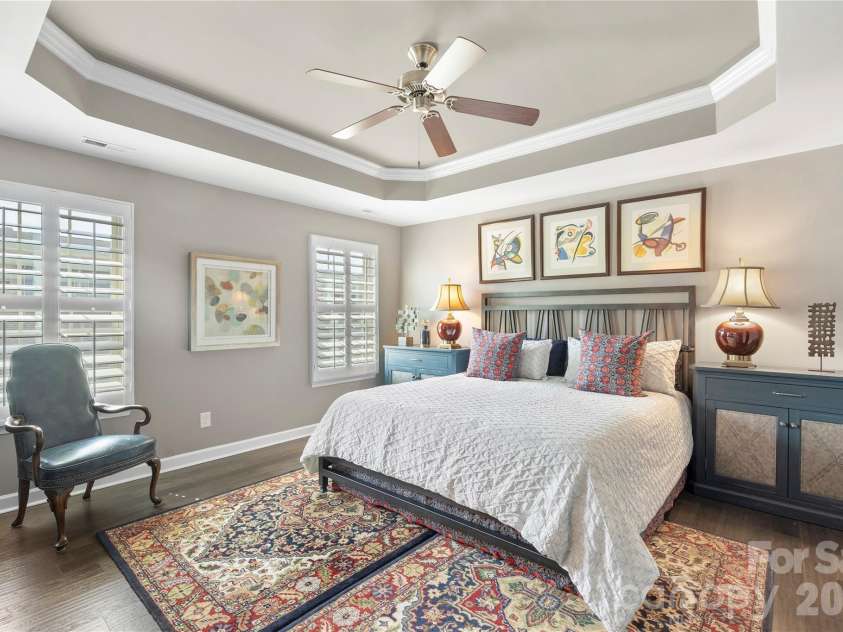 2023 Sage Park Drive, Charlotte, NC 28217.  MLS# CAR4399356, YatesRealty ID 11055. 