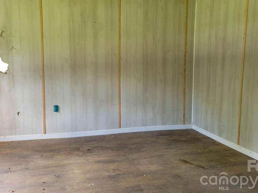 1672 Riverview Road, Lincolnton, NC 28092.  MLS# CAR4271400, YatesRealty ID 11056. BR1