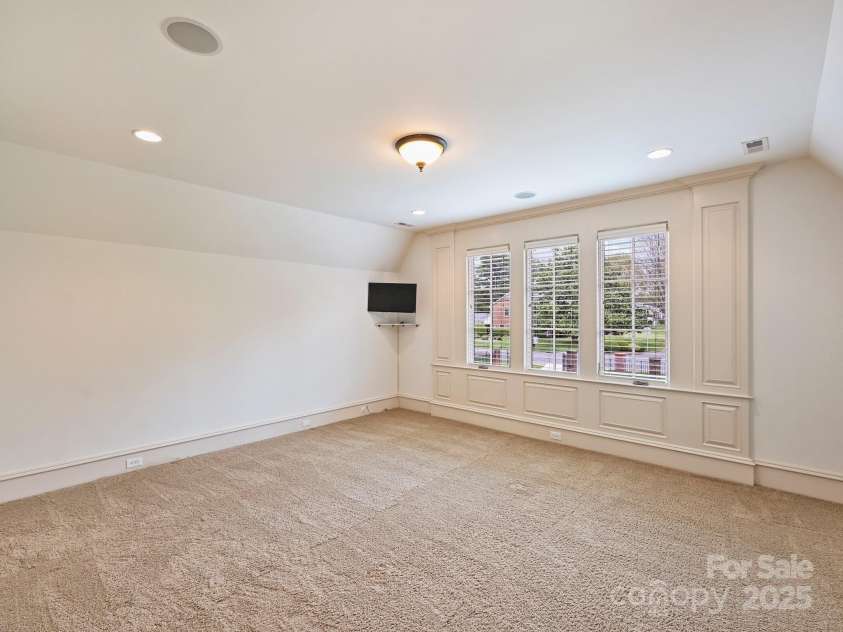 4400 Sharon View Road, Charlotte, NC 28226.  MLS# CAR4243534, YatesRealty ID 11056. Guest Suite 2