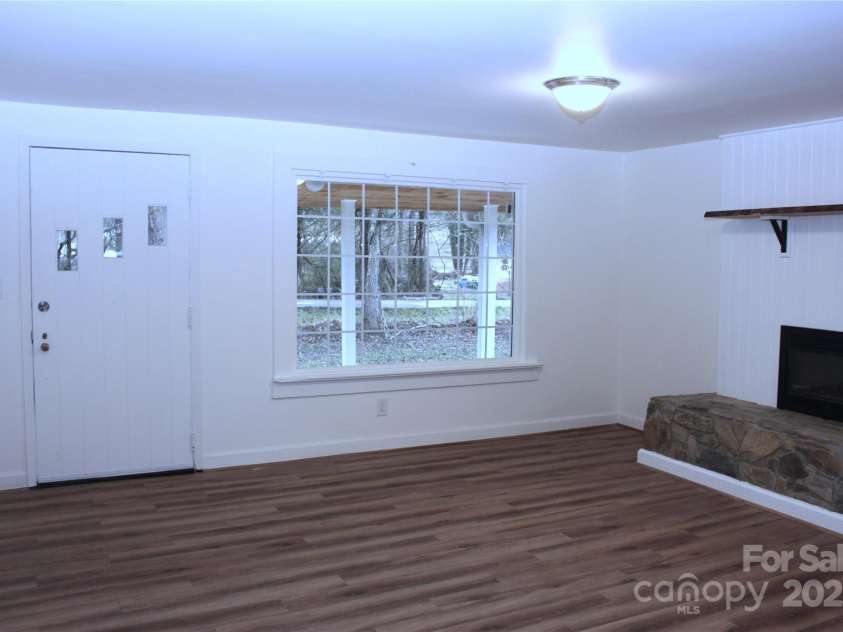 4 Morgan Cove Road, Candler, NC 28715.  MLS# CAR3898041, YatesRealty ID 11057. 