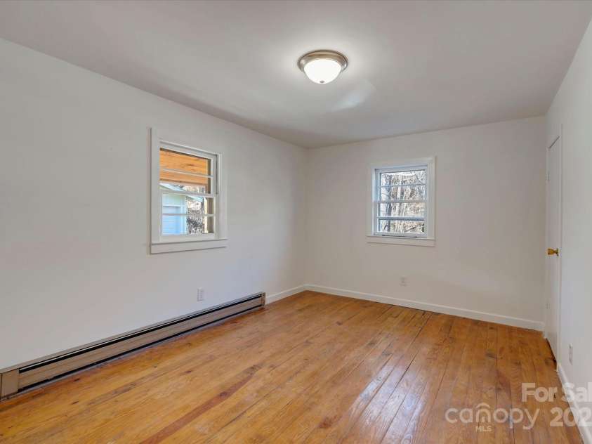 4 Morgan Cove Road, Candler, NC 28715.  MLS# CAR3898041, YatesRealty ID 11057. Bedroom 3