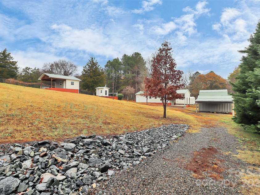 2945 Parks Lafferty Road, Concord, NC 28025.  MLS# CAR4205547, YatesRealty ID 11058. 