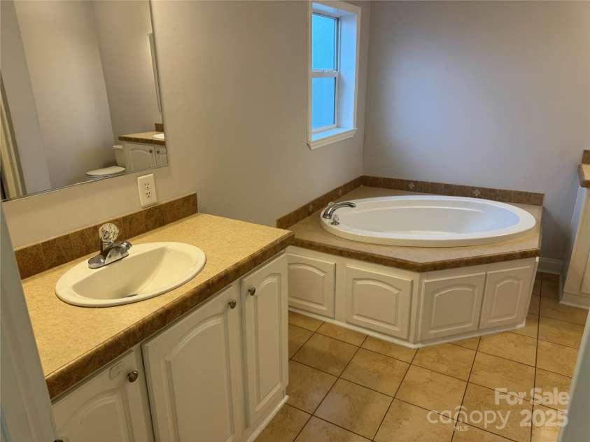 6795 Jones Road, Salisbury, NC 28147.  MLS# CAR4234223, YatesRealty ID 11059. 