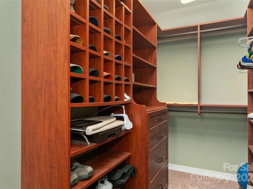 121 Auburn Park Drive, Waynesville, NC 28786.  MLS# CAR4180555, YatesRealty ID 1106. 