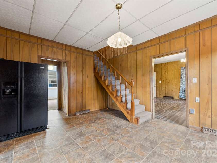 217 Highland Street, Gastonia, NC 28052.  MLS# CAR4260971, YatesRealty ID 1106. 