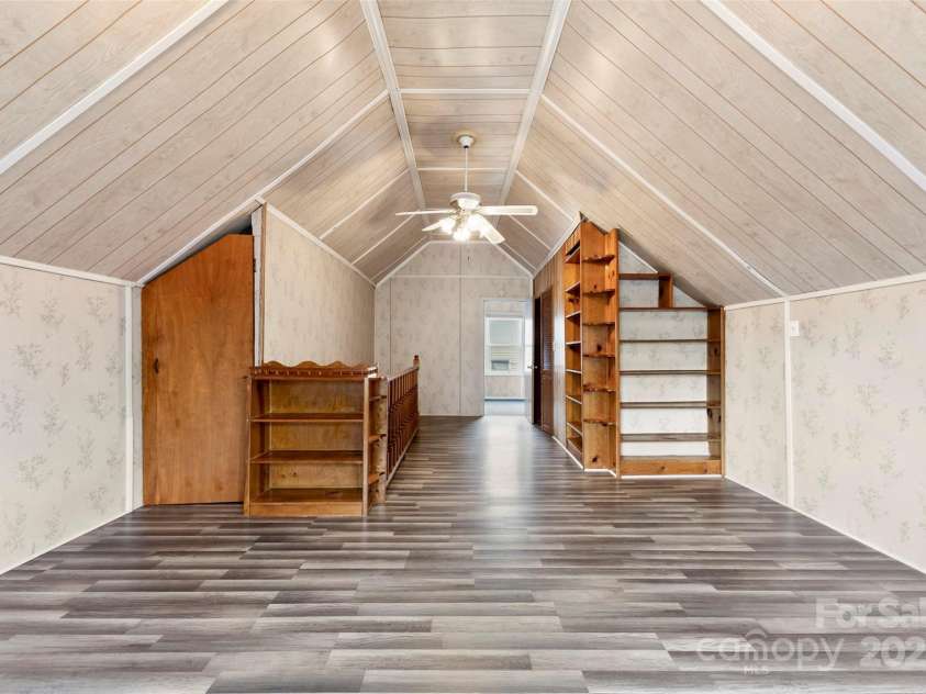 217 Highland Street, Gastonia, NC 28052.  MLS# CAR4260971, YatesRealty ID 1106. 