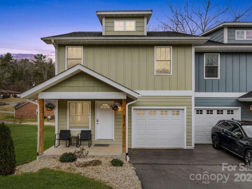 311 Jenna Clare Lane, Asheville, NC 28803.  MLS# CAR4228649, YatesRealty ID 11060. 