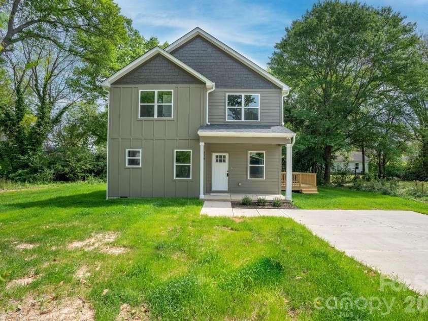 518 Magnolia Street, Gastonia, NC 28054.  MLS# CAR4368166, YatesRealty ID 11061. 