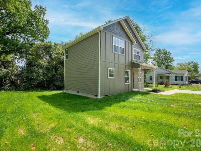 518 Magnolia Street, Gastonia, NC 28054.  MLS# CAR4368166, YatesRealty ID 11061. 
