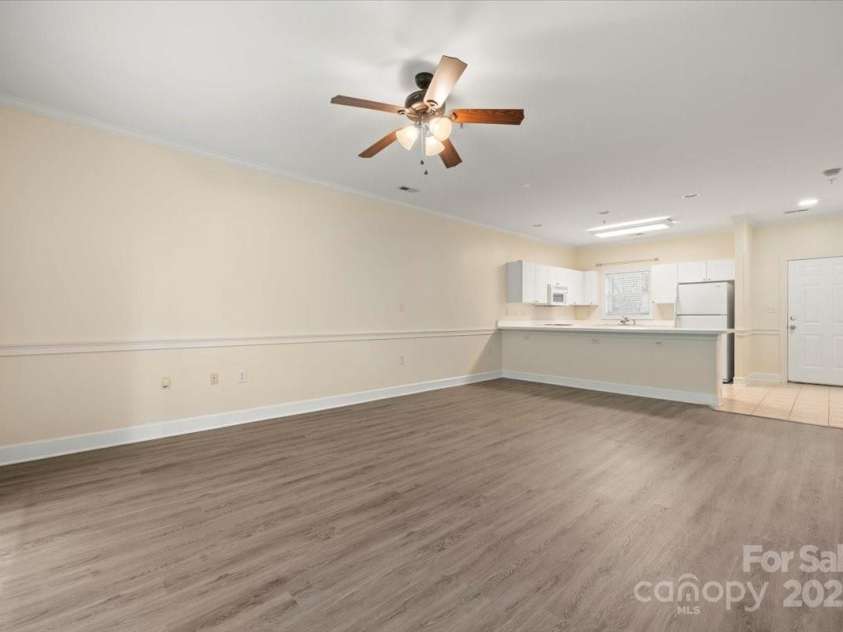 8617 Coralbell Lane, Charlotte, NC 28213.  MLS# CAR4234451, YatesRealty ID 11061. 