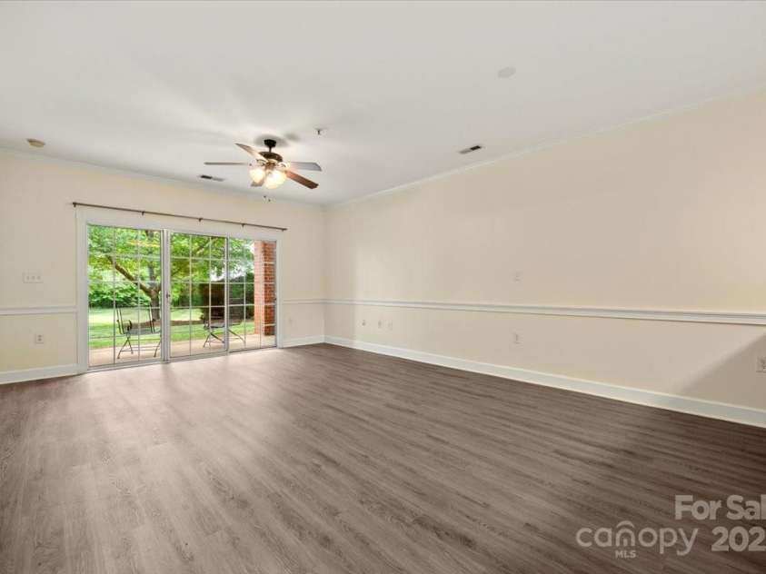 8617 Coralbell Lane, Charlotte, NC 28213.  MLS# CAR4234451, YatesRealty ID 11061. 