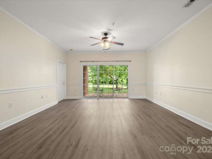 8617 Coralbell Lane, Charlotte, NC 28213.  MLS# CAR4234451, YatesRealty ID 11061. 