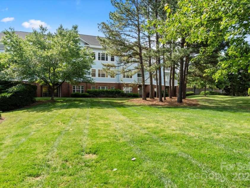 8617 Coralbell Lane, Charlotte, NC 28213.  MLS# CAR4234451, YatesRealty ID 11061. 