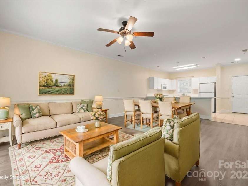 8617 Coralbell Lane, Charlotte, NC 28213.  MLS# CAR4234451, YatesRealty ID 11061. Virtually Staged