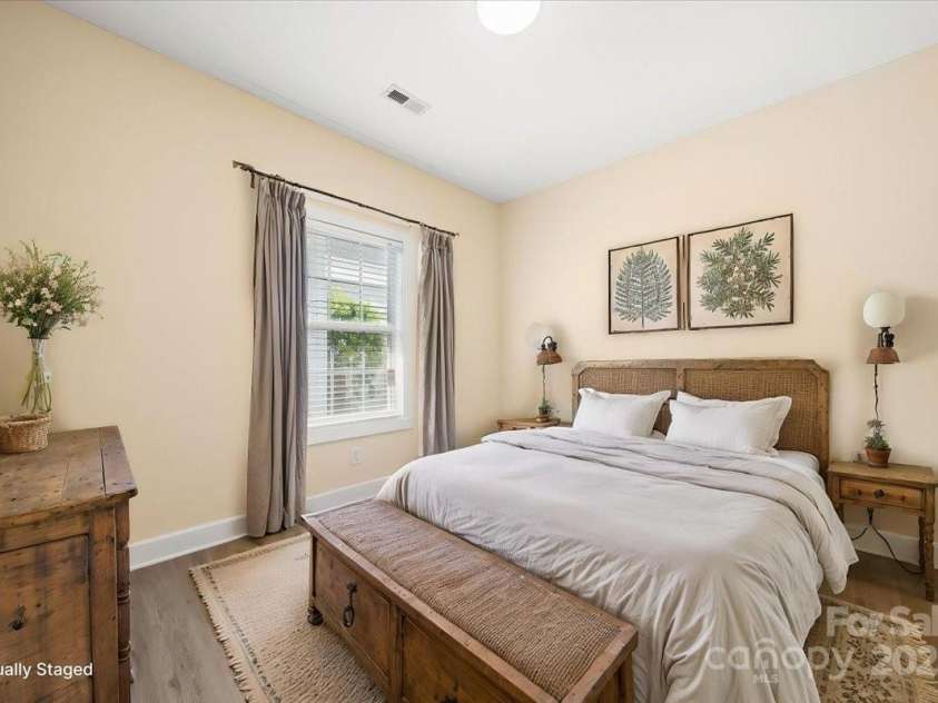 8617 Coralbell Lane, Charlotte, NC 28213.  MLS# CAR4234451, YatesRealty ID 11061. Virtually Staged