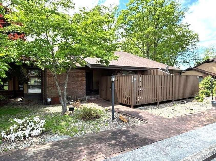 17 Moland Drive, Etowah, NC 28729.  MLS# CAR4255576, YatesRealty ID 11062. 