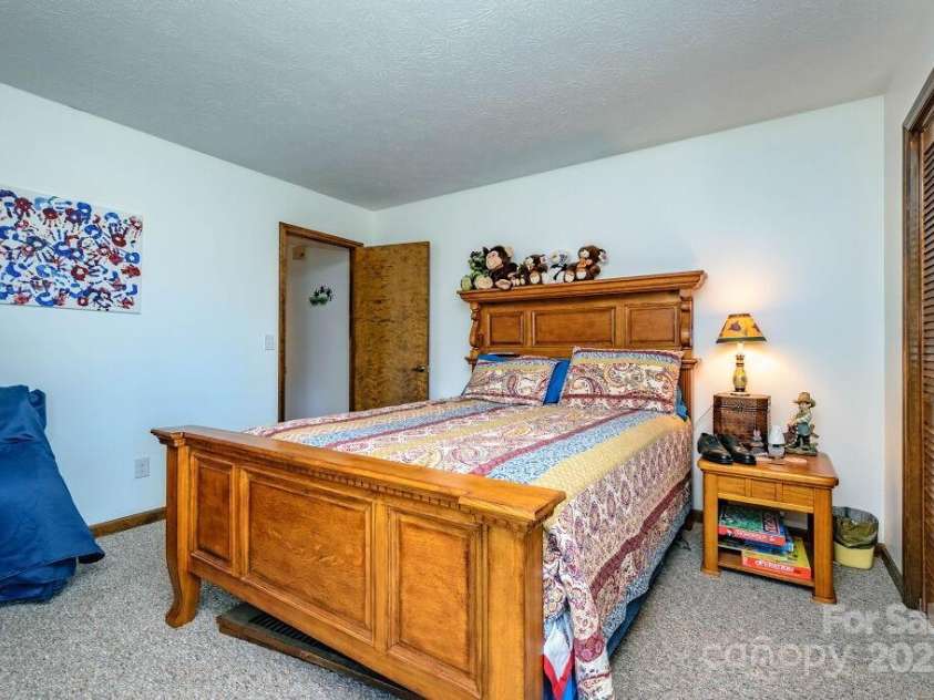 17 Moland Drive, Etowah, NC 28729.  MLS# CAR4255576, YatesRealty ID 11062. 