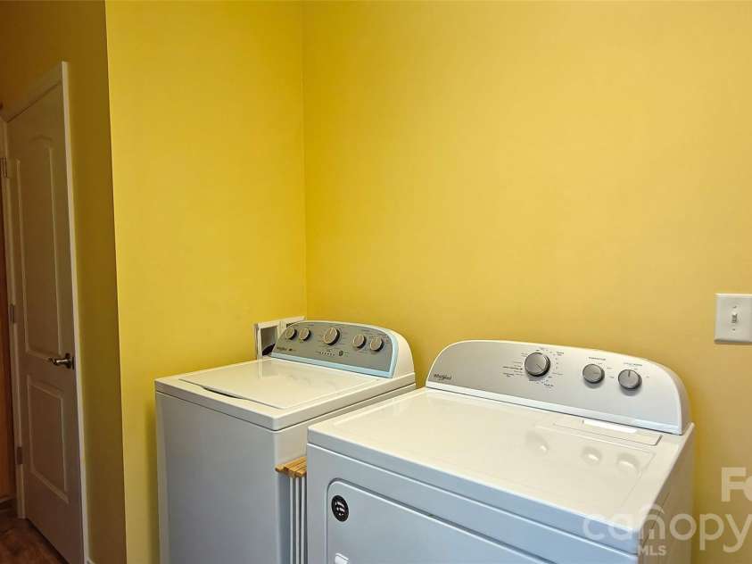 192 Kluenie Road, Mocksville, NC 27028.  MLS# CAR4358034, YatesRealty ID 11062. 