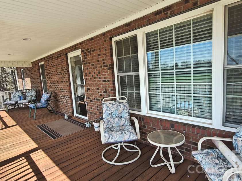 192 Kluenie Road, Mocksville, NC 27028.  MLS# CAR4358034, YatesRealty ID 11062. 