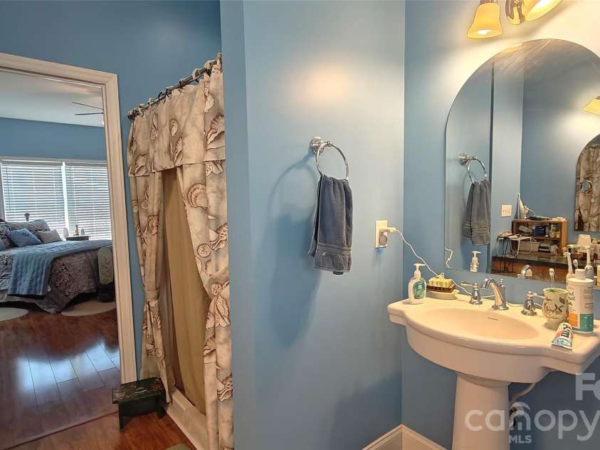192 Kluenie Road, Mocksville, NC 27028.  MLS# CAR4358034, YatesRealty ID 11062. 