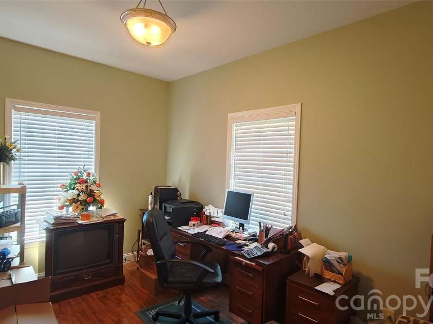 192 Kluenie Road, Mocksville, NC 27028.  MLS# CAR4358034, YatesRealty ID 11062. 