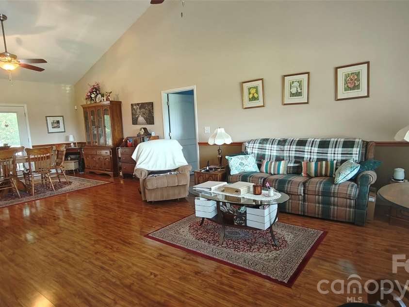 192 Kluenie Road, Mocksville, NC 27028.  MLS# CAR4358034, YatesRealty ID 11062. 