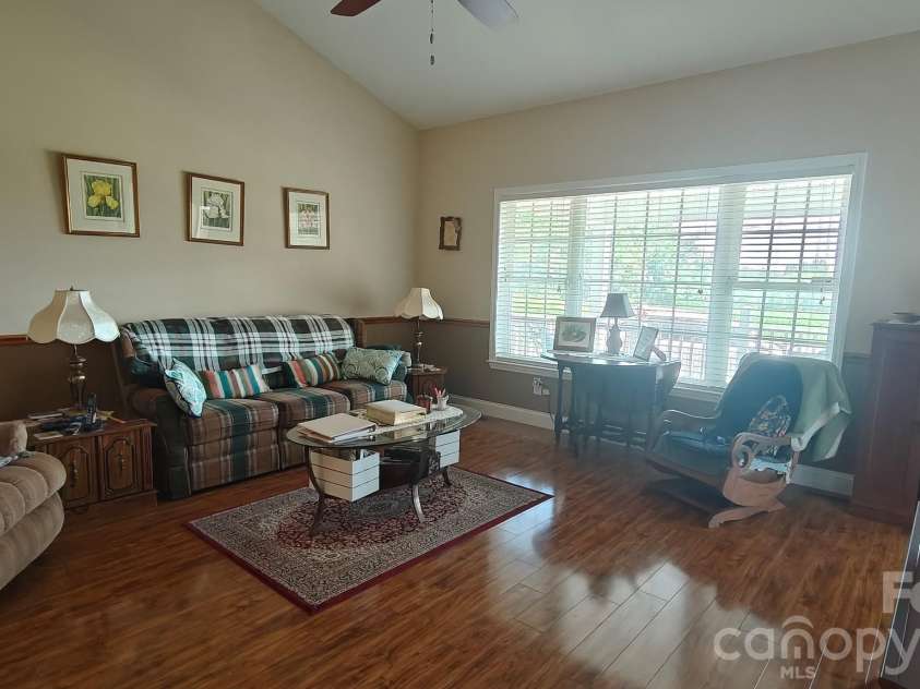 192 Kluenie Road, Mocksville, NC 27028.  MLS# CAR4358034, YatesRealty ID 11062. 