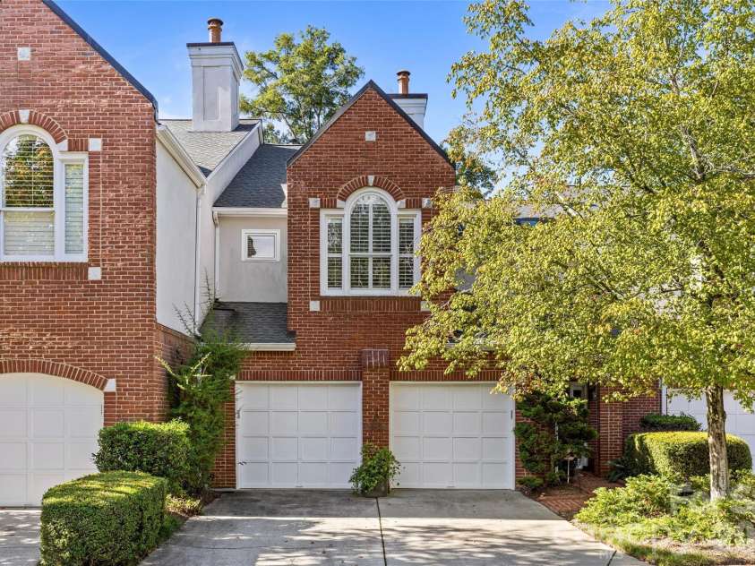 6029 Sharon Road, Charlotte, NC 28210.  MLS# CAR4336435, YatesRealty ID 11063. 