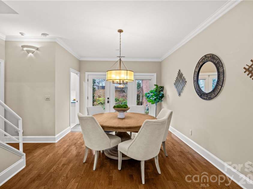 6029 Sharon Road, Charlotte, NC 28210.  MLS# CAR4336435, YatesRealty ID 11063. 