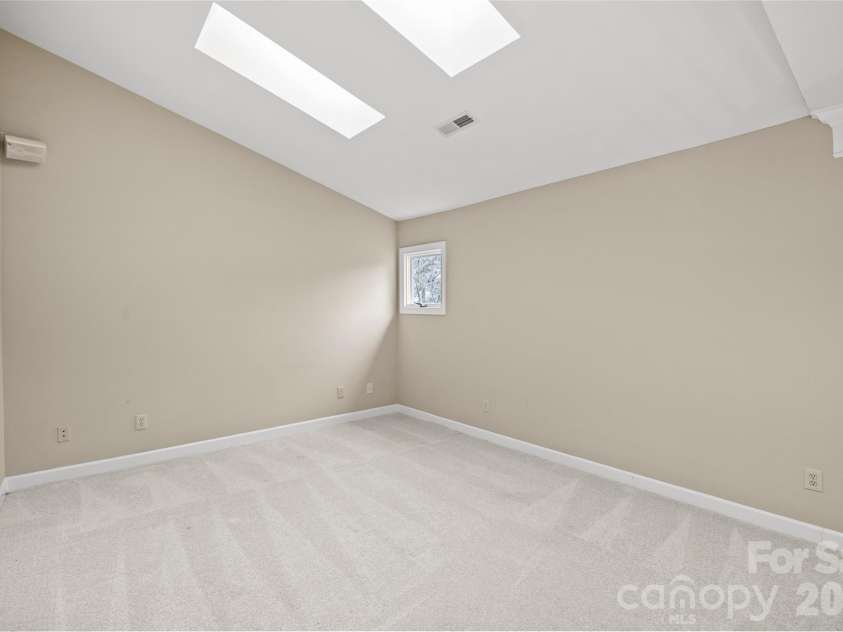 6029 Sharon Road, Charlotte, NC 28210.  MLS# CAR4336435, YatesRealty ID 11063. 