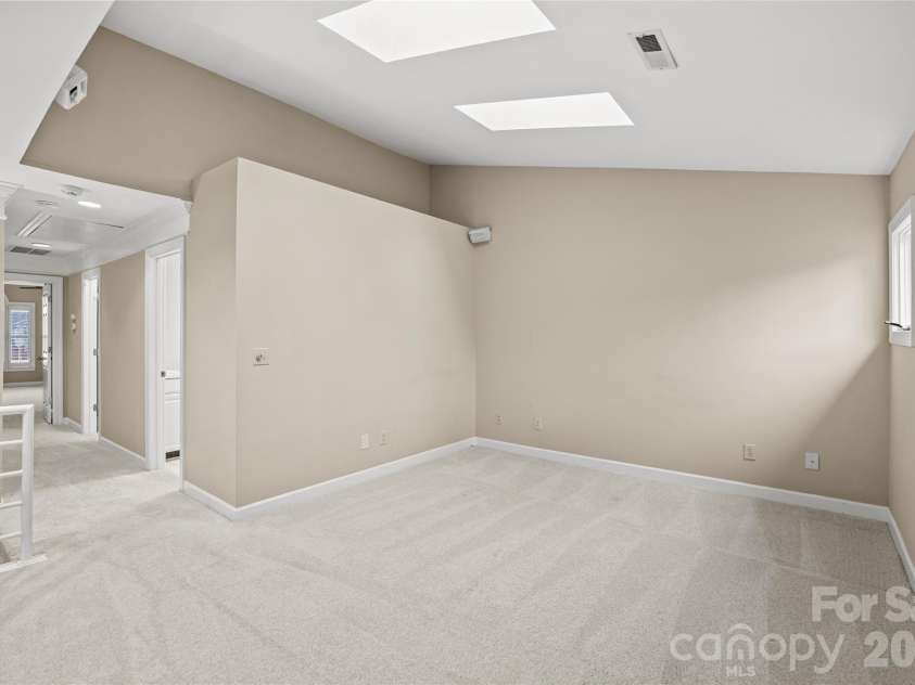 6029 Sharon Road, Charlotte, NC 28210.  MLS# CAR4336435, YatesRealty ID 11063. 