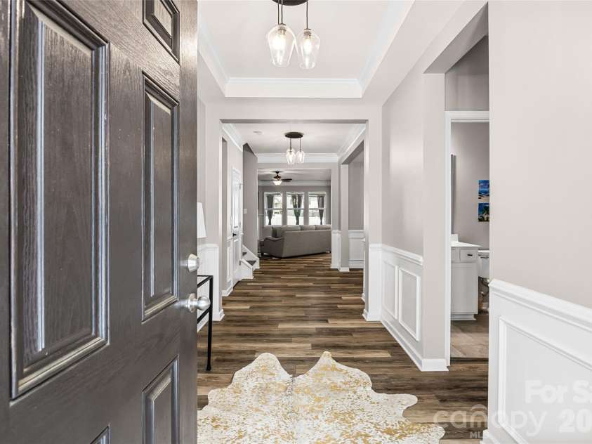 2315 Verde Creek Road, Charlotte, NC 28214.  MLS# CAR4362048, YatesRealty ID 11064. 