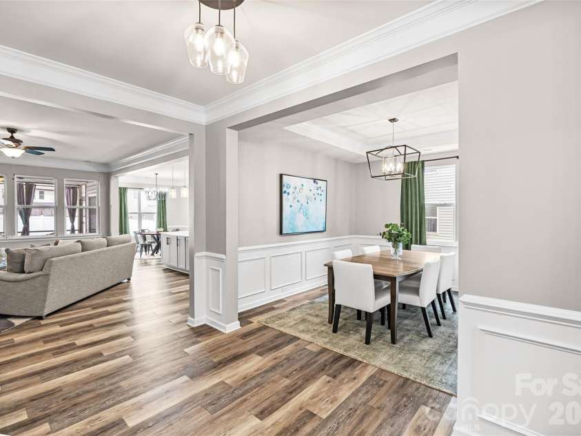 2315 Verde Creek Road, Charlotte, NC 28214.  MLS# CAR4362048, YatesRealty ID 11064. 