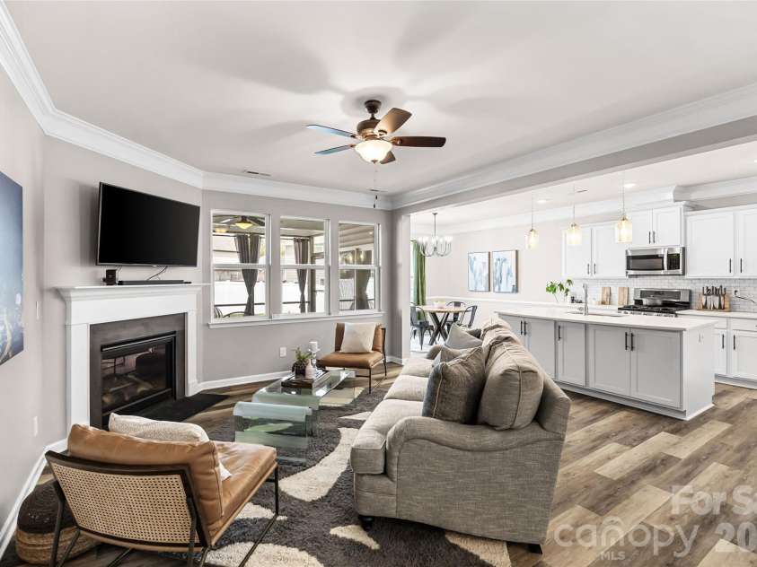 2315 Verde Creek Road, Charlotte, NC 28214.  MLS# CAR4362048, YatesRealty ID 11064. 