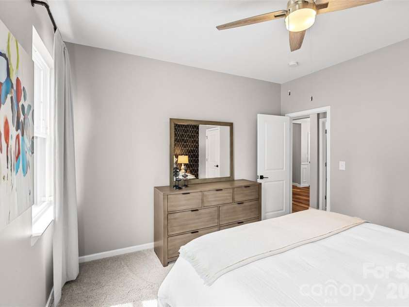 2315 Verde Creek Road, Charlotte, NC 28214.  MLS# CAR4362048, YatesRealty ID 11064. 